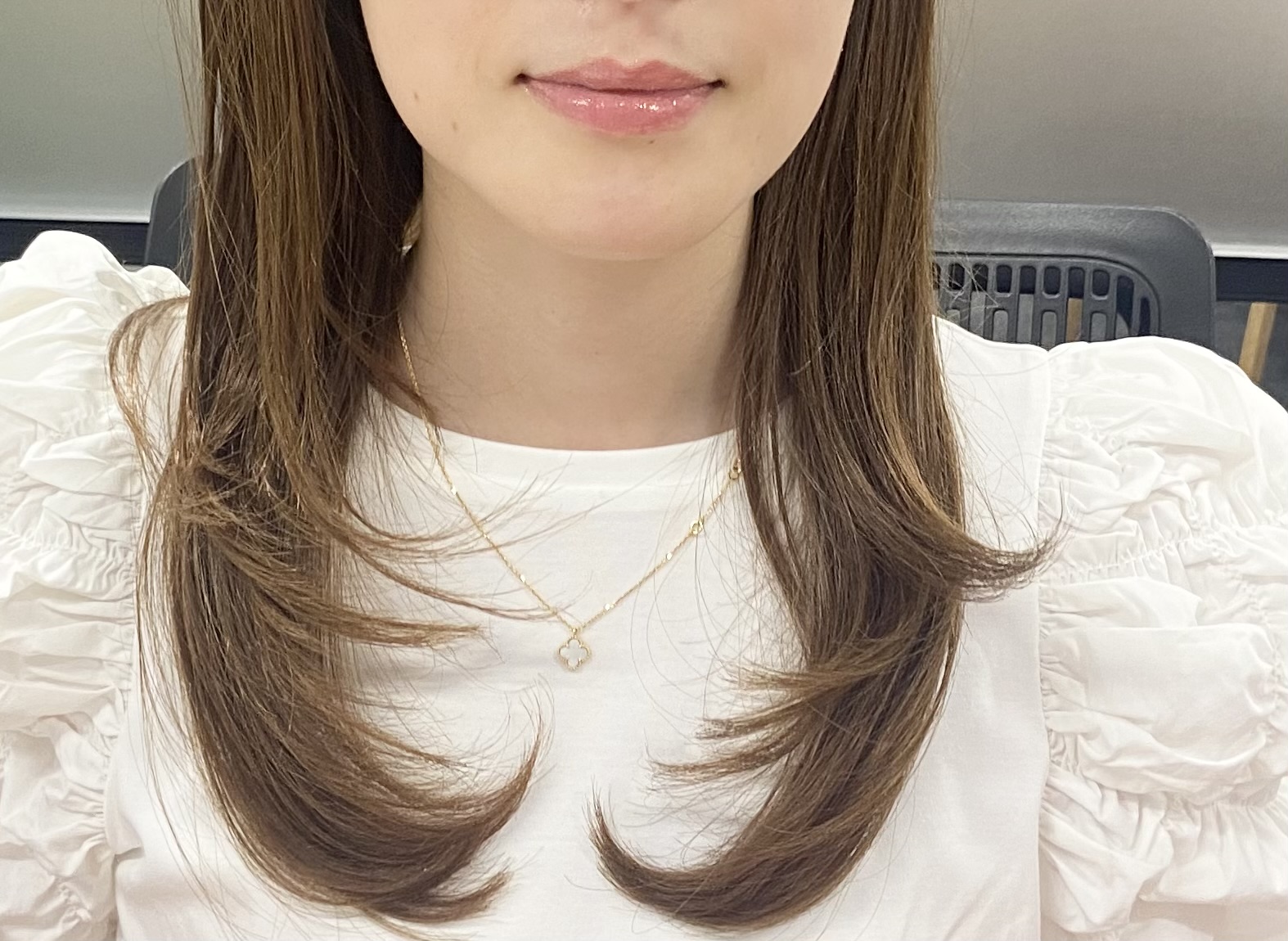 服の色との相性は？洋服の色別似合う口紅の選び方 | 【BEAUTY MAP 